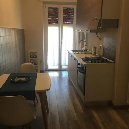 Apartament 22 *